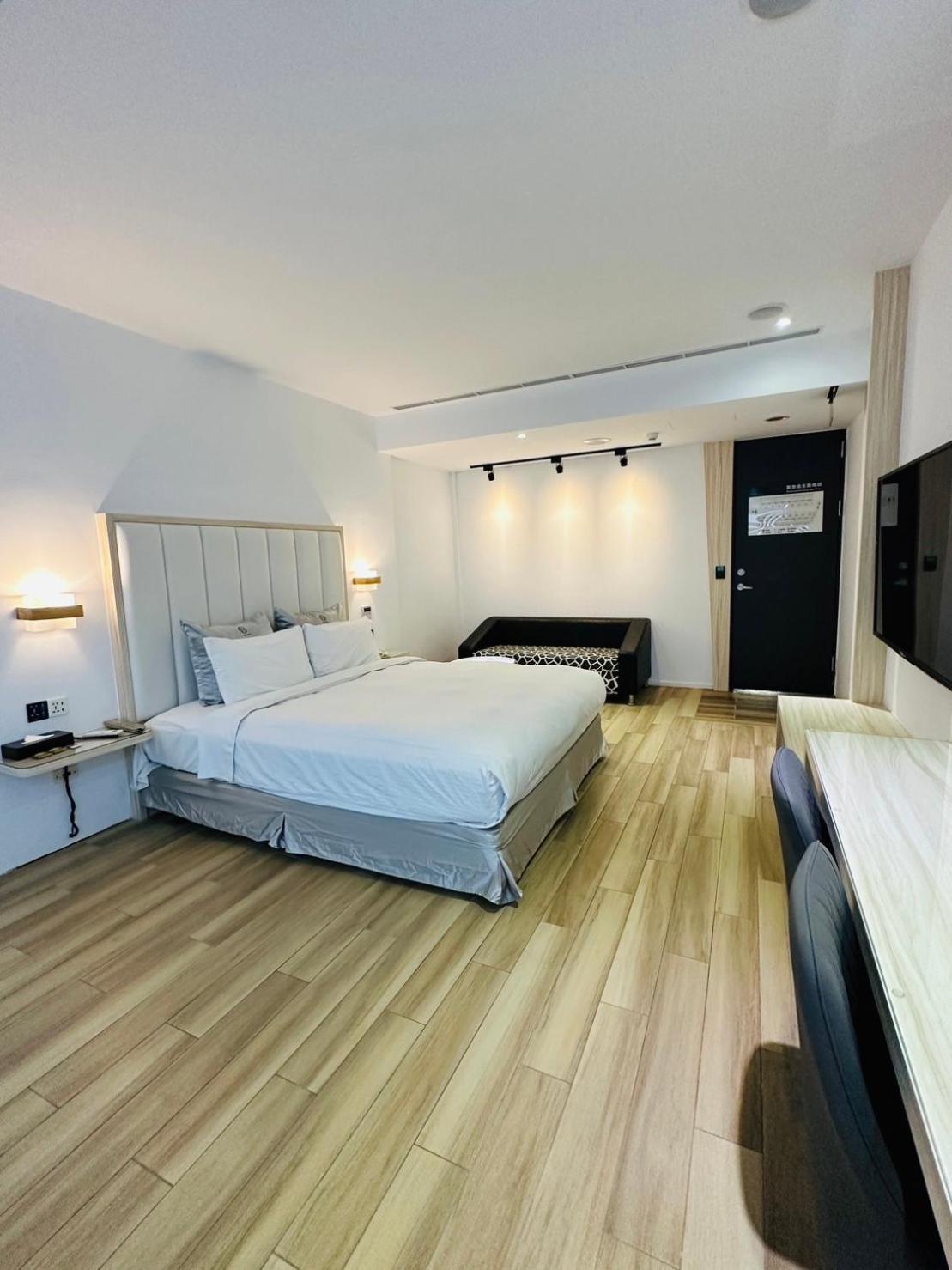 TY Motel Taoyuan Buitenkant foto